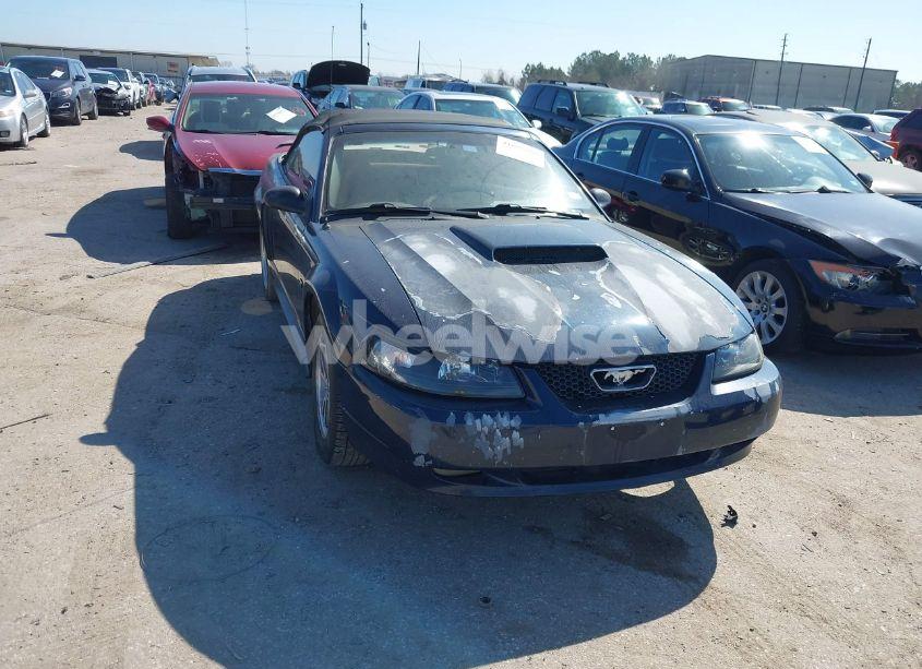 2001 Ford Mustang GT (VIN 1FAFP45X81F225371) main photo