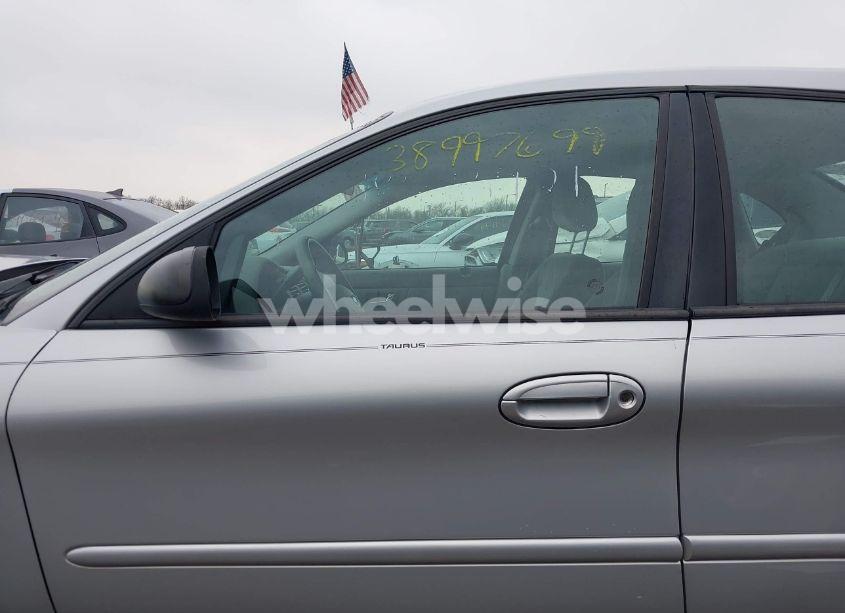 Photo 14 of 2003 Ford Taurus LX (VIN 1FAFP52203G144683)