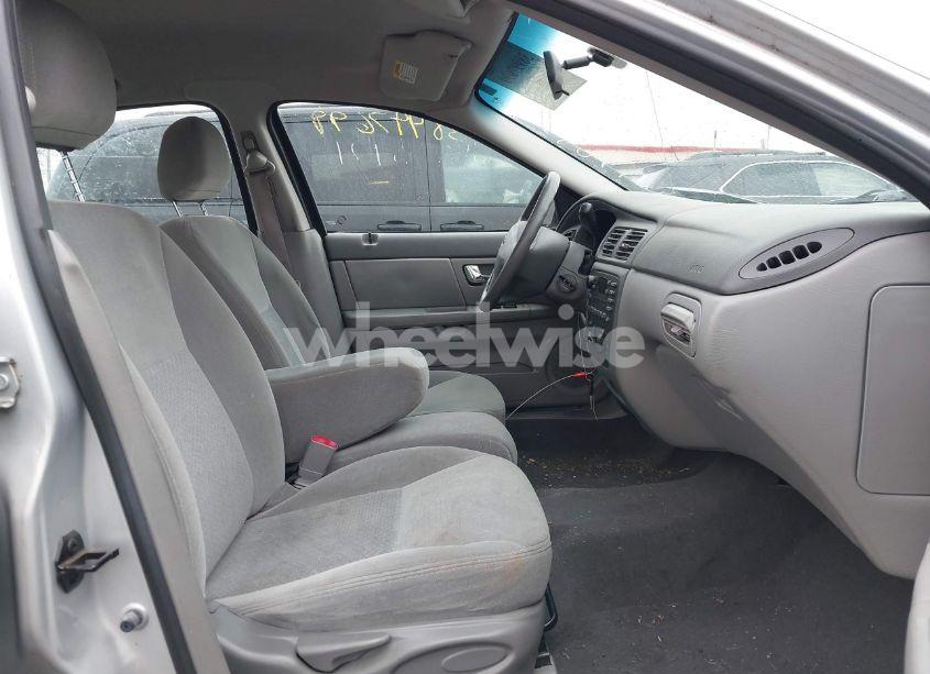 Photo 5 of 2003 Ford Taurus LX (VIN 1FAFP52203G144683)