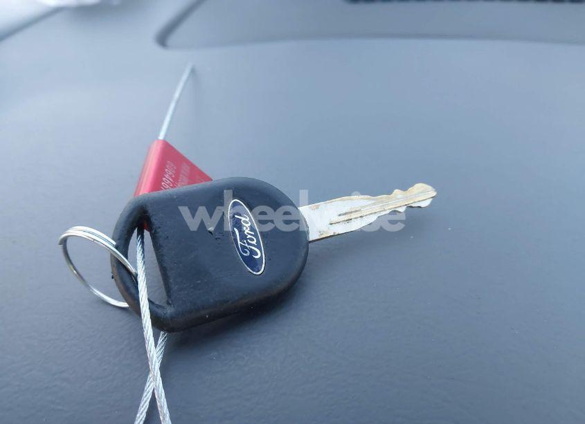 Photo 11 of 2003 Ford Taurus LX (VIN 1FAFP52213G269854)