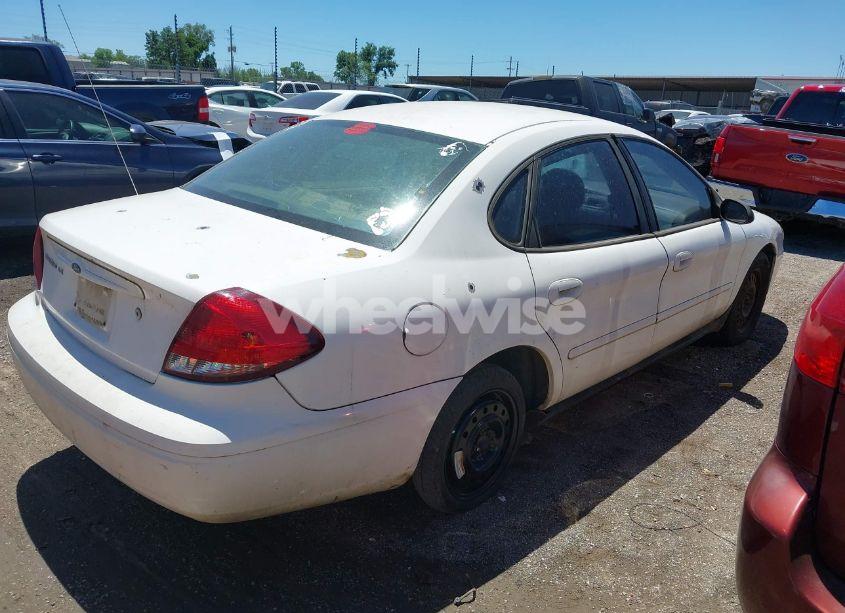 Photo 4 of 2004 Ford Taurus LX (VIN 1FAFP52274G150403)