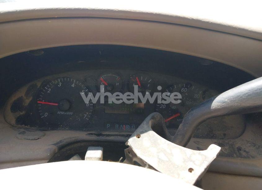 Photo 7 of 2004 Ford Taurus LX (VIN 1FAFP52274G150403)