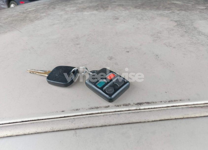 Photo 11 of 1998 Ford Taurus LX/SE (VIN 1FAFP52S8WA230928)