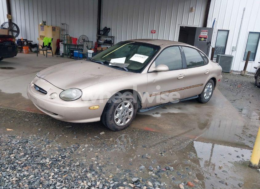 Photo 2 of 1998 Ford Taurus LX/SE (VIN 1FAFP52S8WA230928)
