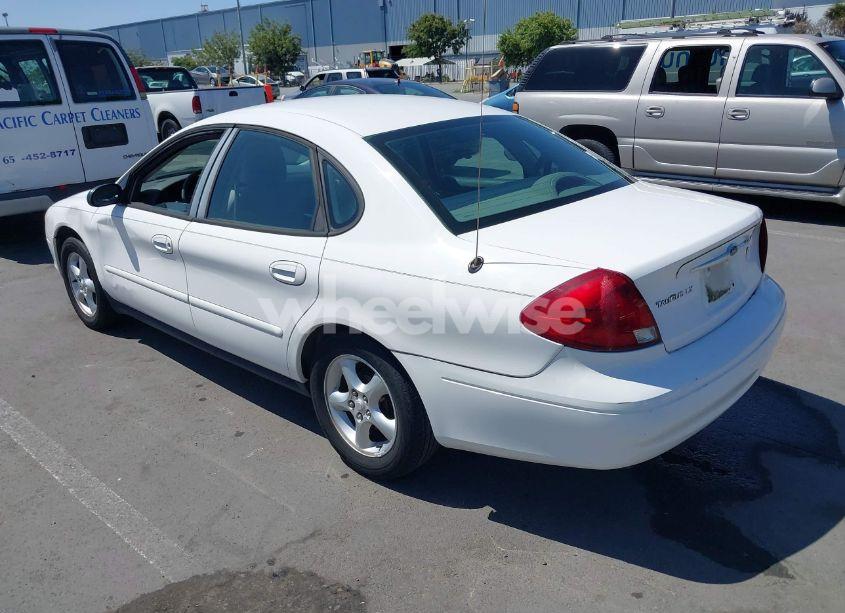 Photo 3 of 2001 Ford Taurus LX (VIN 1FAFP52U01G153060)