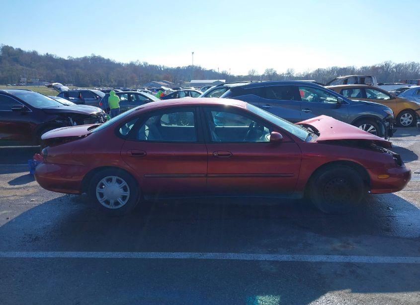 Photo 14 of 1998 Ford Taurus LX/SE (VIN 1FAFP52U0WG187636)
