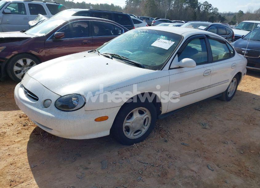 Photo 2 of 1998 Ford Taurus LX/SE (VIN 1FAFP52U1WA225412)