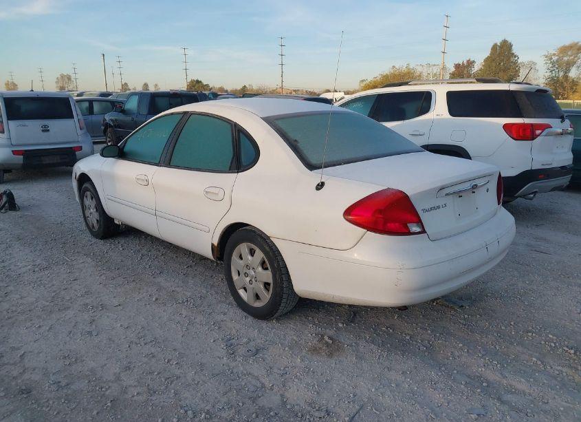 Photo 3 of 2003 Ford Taurus LX (VIN 1FAFP52U23G123819)