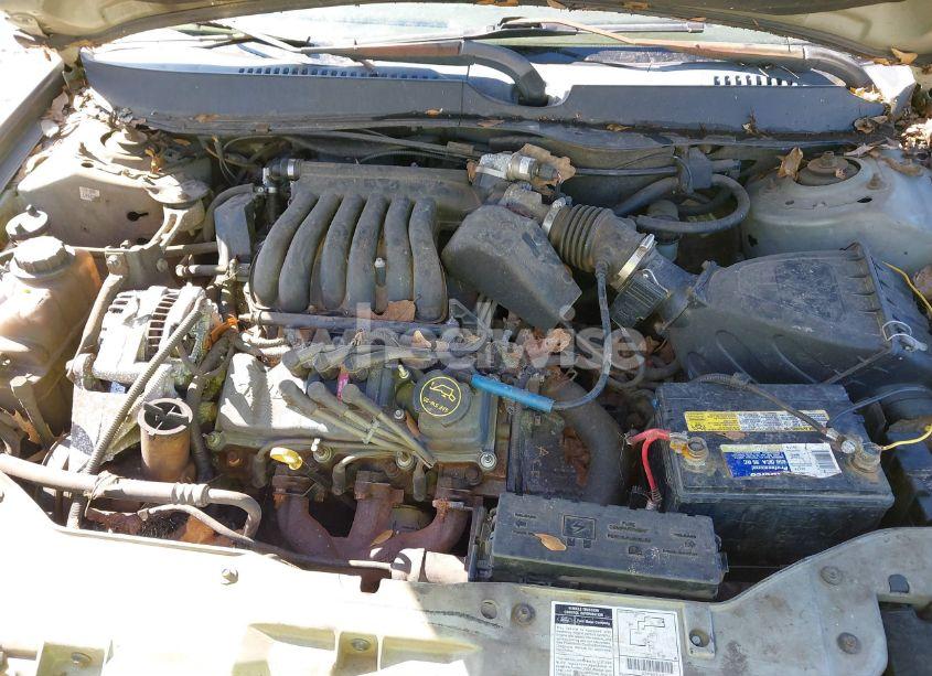 Photo 10 of 2001 Ford Taurus LX (VIN 1FAFP52U41A134580)