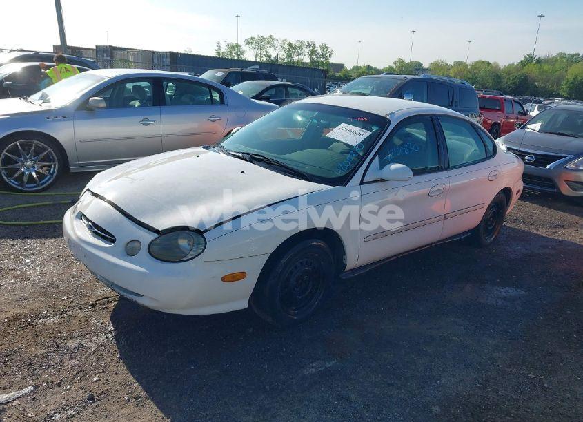 Photo 2 of 1998 Ford Taurus LX/SE (VIN 1FAFP52U5WA226756)