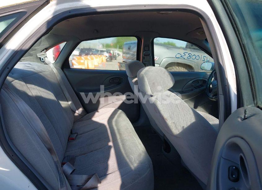 Photo 8 of 1998 Ford Taurus LX/SE (VIN 1FAFP52U5WA226756)