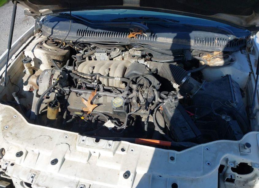 Photo 10 of 1998 Ford Taurus LX/SE (VIN 1FAFP52U5WA227440)