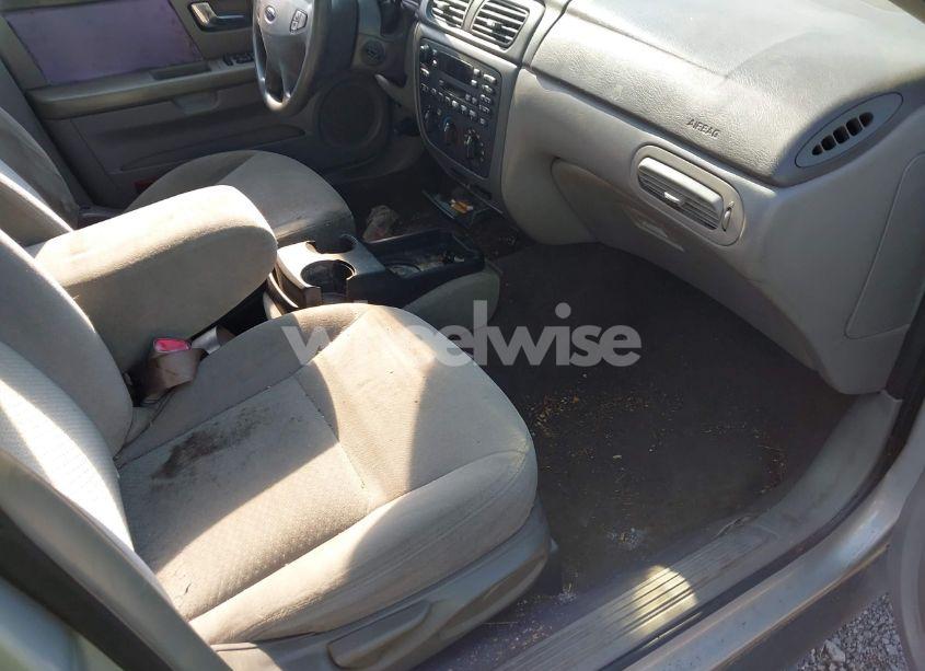 Photo 5 of 2003 Ford Taurus LX (VIN 1FAFP52U63A141355)