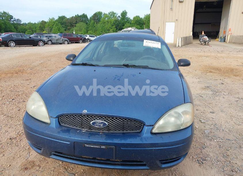 Photo 12 of 2004 Ford Taurus LX (VIN 1FAFP52U64A114884)