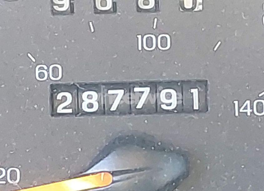 Photo 14 of 1998 Ford Taurus LX/SE (VIN 1FAFP52U6WA109509)