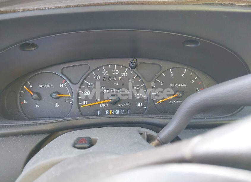 Photo 7 of 1998 Ford Taurus LX/SE (VIN 1FAFP52U6WA109509)