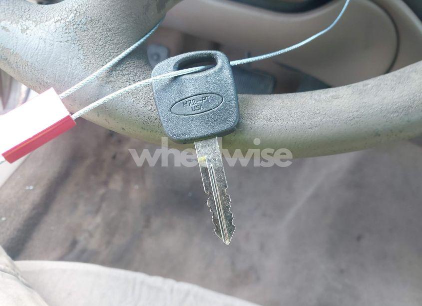 Photo 11 of 1998 Ford Taurus LX/SE (VIN 1FAFP52U6WA207228)