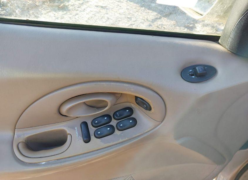 Photo 14 of 1998 Ford Taurus LX/SE (VIN 1FAFP52U8WA132385)