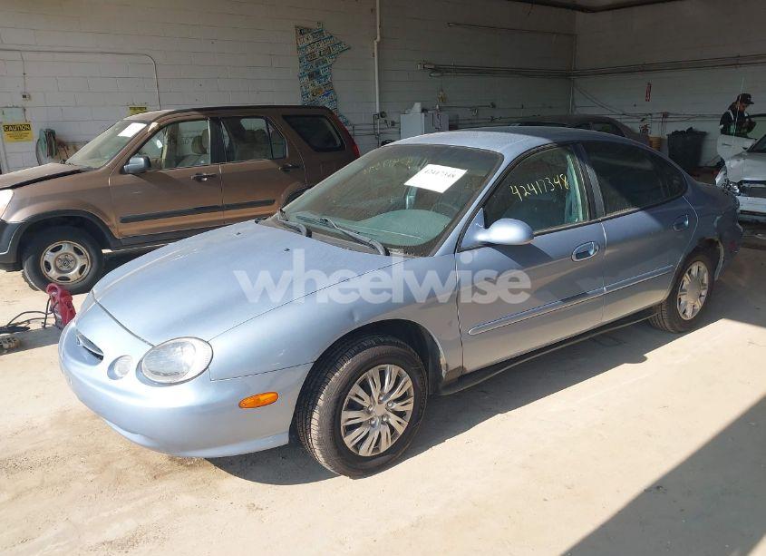 Photo 2 of 1998 Ford Taurus LX/SE (VIN 1FAFP52U8WG119679)