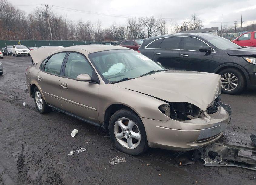 2003 Ford Taurus SE (VIN 1FAFP53203A158276) main photo