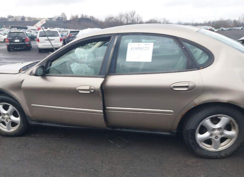 Photo 13 of 2003 Ford Taurus SE (VIN 1FAFP53203A158276)