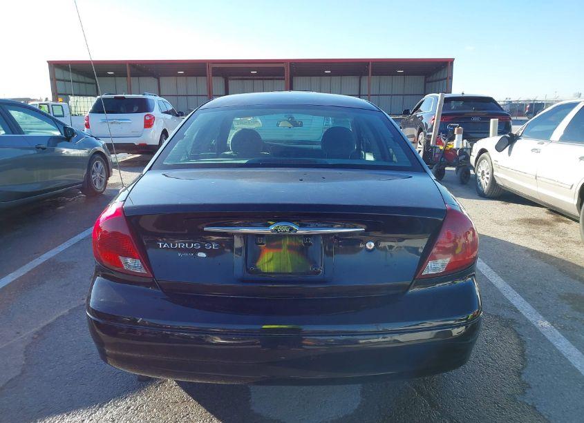 Photo 16 of 2003 Ford Taurus SE (VIN 1FAFP53213A153698)