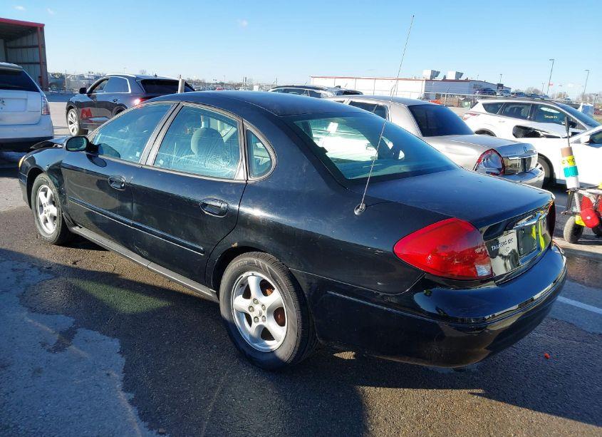 Photo 3 of 2003 Ford Taurus SE (VIN 1FAFP53213A153698)