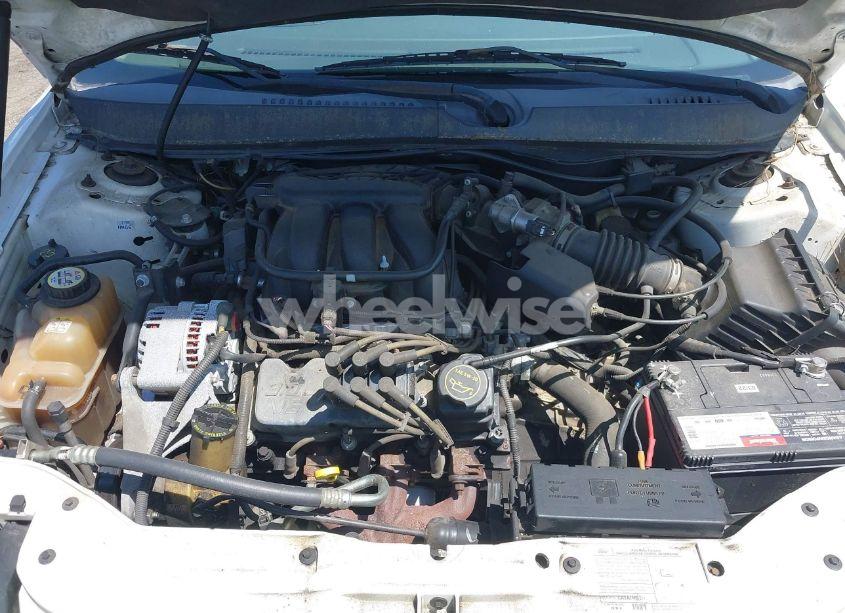 Photo 10 of 2006 Ford Taurus SE (VIN 1FAFP53226A252857)