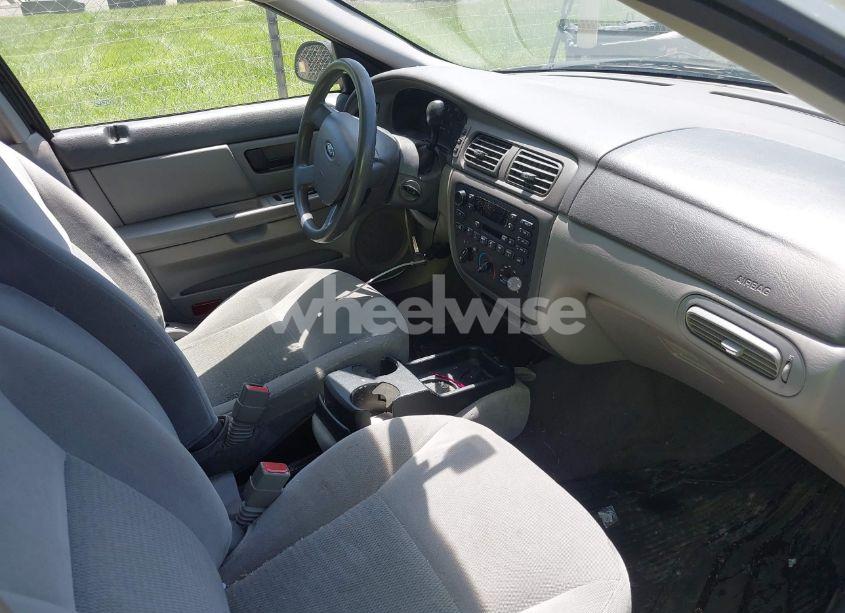 Photo 5 of 2006 Ford Taurus SE (VIN 1FAFP53226A252857)