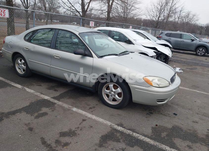 2005 Ford Taurus SE (VIN 1FAFP53235A112346) main photo