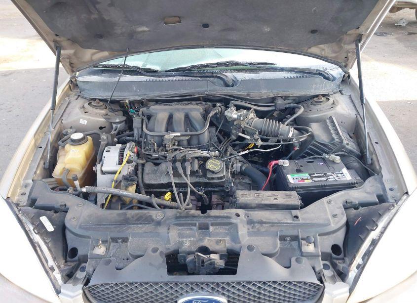 Photo 10 of 2005 Ford Taurus SE (VIN 1FAFP53235A139644)