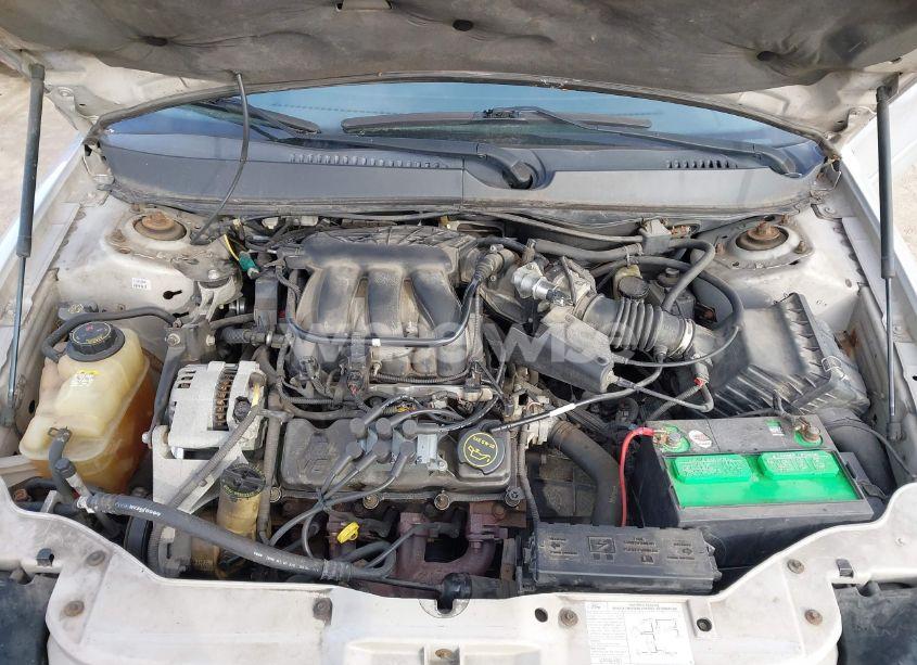 Photo 10 of 2005 Ford Taurus SE (VIN 1FAFP53235A260576)