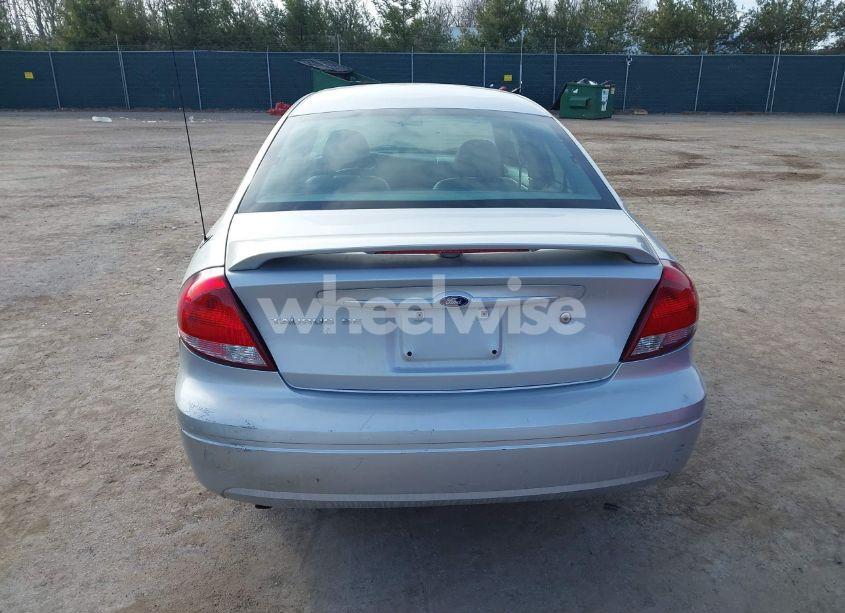Photo 16 of 2005 Ford Taurus SE (VIN 1FAFP53235A260576)