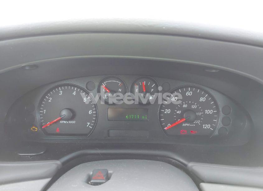 Photo 7 of 2005 Ford Taurus SE (VIN 1FAFP53235A260576)