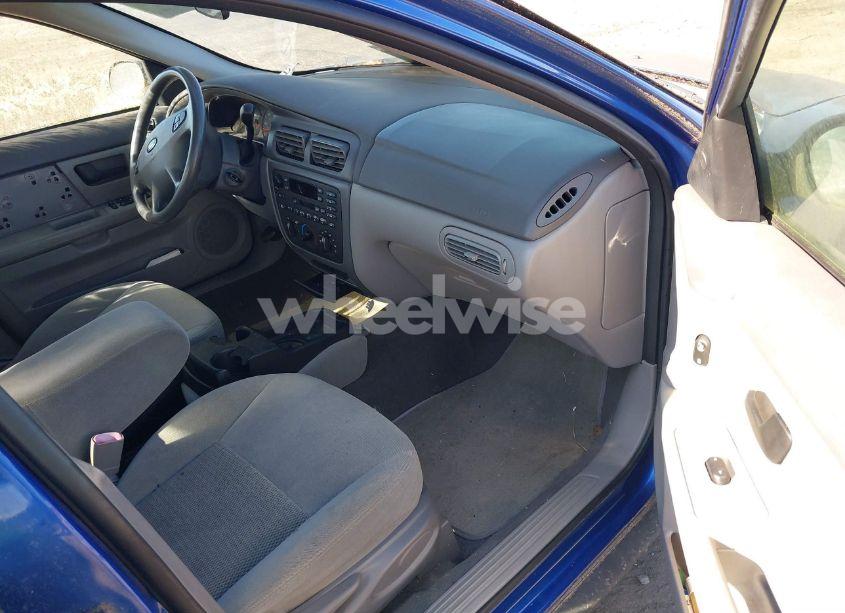 Photo 5 of 2003 Ford Taurus SE (VIN 1FAFP53243G208089)