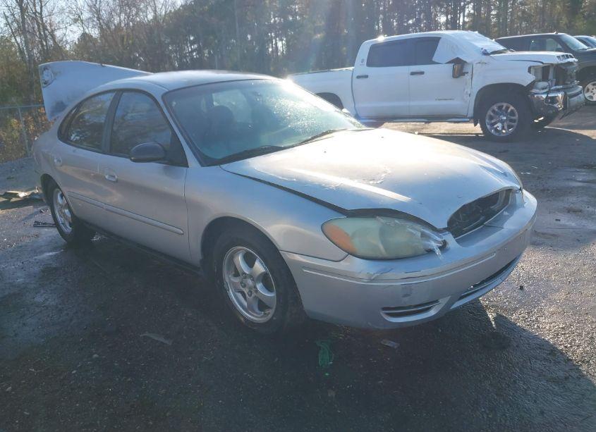 2004 Ford Taurus SE (VIN 1FAFP53244A186213) main photo