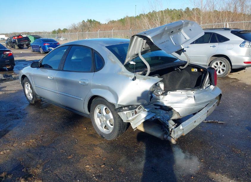 Photo 3 of 2004 Ford Taurus SE (VIN 1FAFP53244A186213)