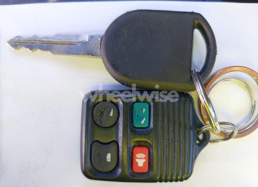 Photo 11 of 2005 Ford Taurus SE (VIN 1FAFP53255A228082)