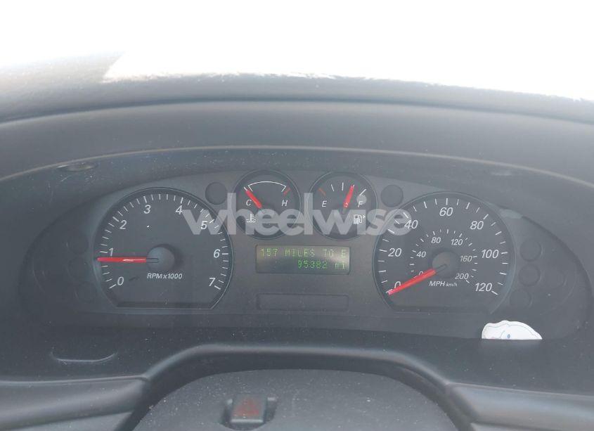 Photo 7 of 2005 Ford Taurus SE (VIN 1FAFP53255A228082)