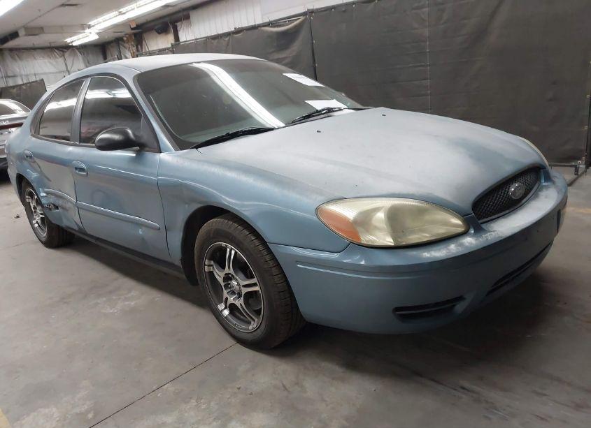 2005 Ford Taurus SE (VIN 1FAFP53265A115208) main photo