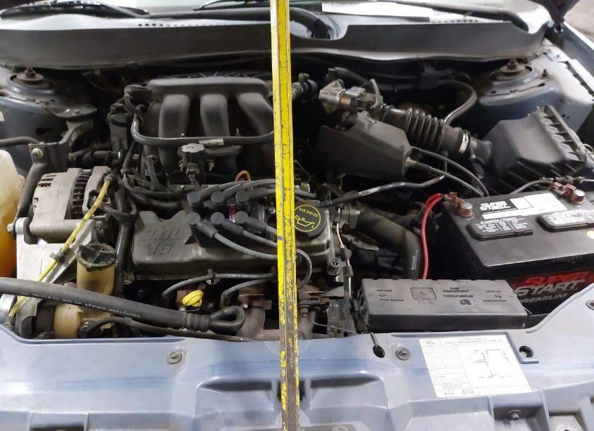 Photo 10 of 2005 Ford Taurus SE (VIN 1FAFP53265A115208)