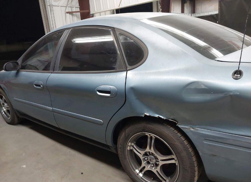 Photo 14 of 2005 Ford Taurus SE (VIN 1FAFP53265A115208)