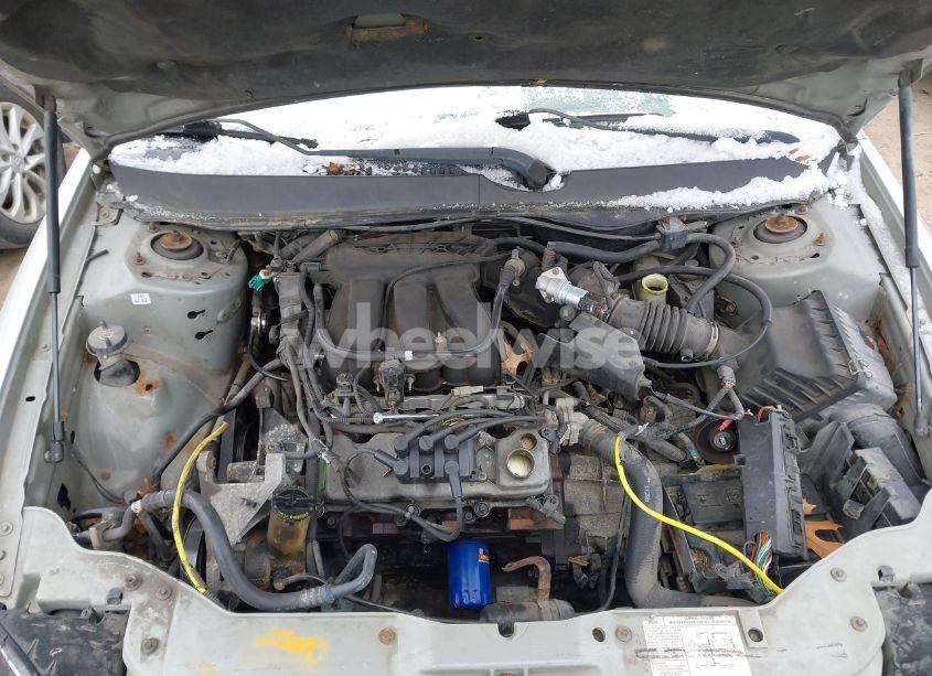 Photo 10 of 2005 Ford Taurus SE (VIN 1FAFP53265A161699)