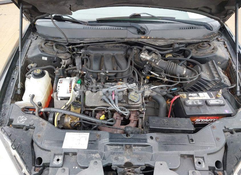 Photo 10 of 2005 Ford Taurus SE (VIN 1FAFP53265A187557)