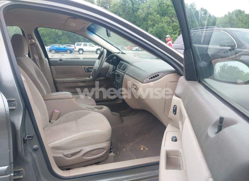 Photo 5 of 2001 Ford Taurus SE (VIN 1FAFP53271A253494)