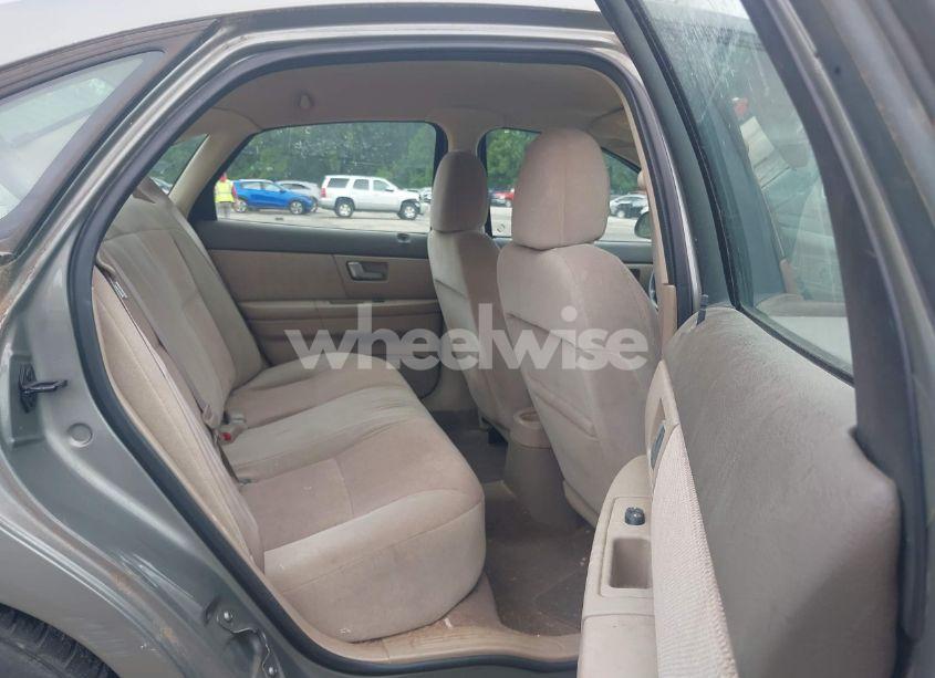 Photo 8 of 2001 Ford Taurus SE (VIN 1FAFP53271A253494)