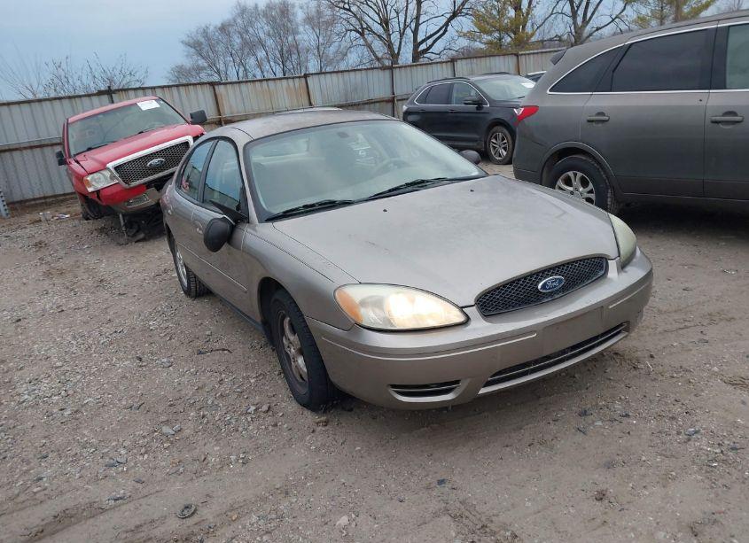 2005 Ford Taurus SE (VIN 1FAFP53275A124872) main photo