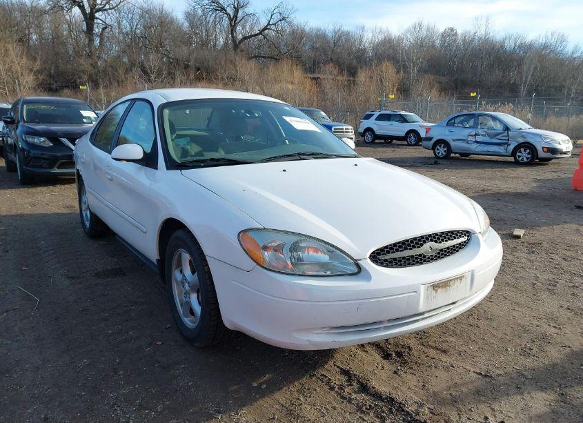 2003 Ford Taurus SE (VIN 1FAFP53283G204675) main photo