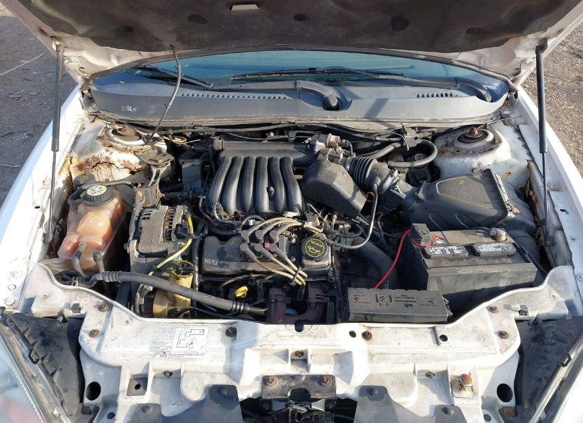 Photo 10 of 2003 Ford Taurus SE (VIN 1FAFP53283G204675)