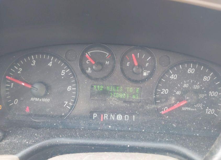 Photo 7 of 2005 Ford Taurus SE (VIN 1FAFP53285A256023)